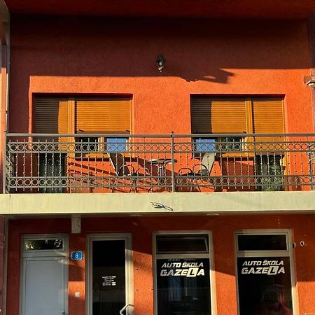 Apartmani Bulevar 센틴제 외부 사진